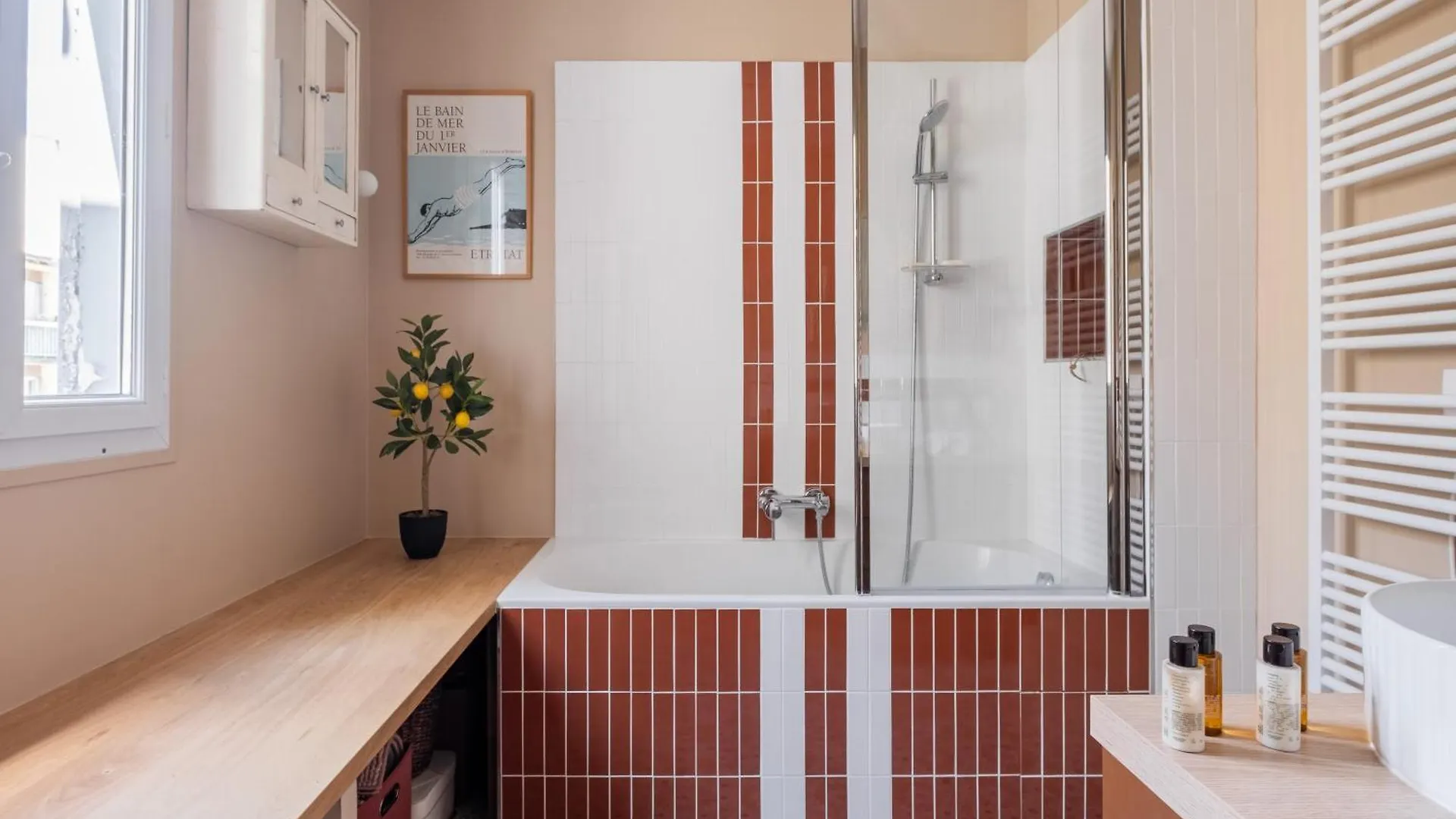 Veeve - Harmonious Hues Apartment *